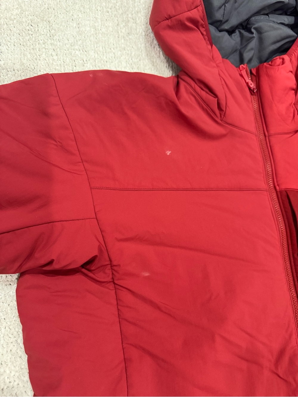 Arc’teryx Proton LT Hoody Men’s Large Red Insulated Hooded Jacket - Picture 4 of 12
